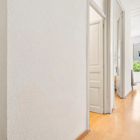 5br For 7 Elevator Walk To Sant Antoni Apartamento
