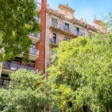 Apartament Spacious 5-bedroom In