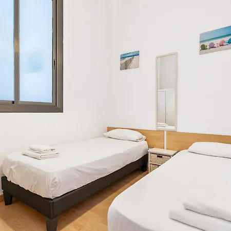 5br For 7 Elevator Walk To Sant Antoni