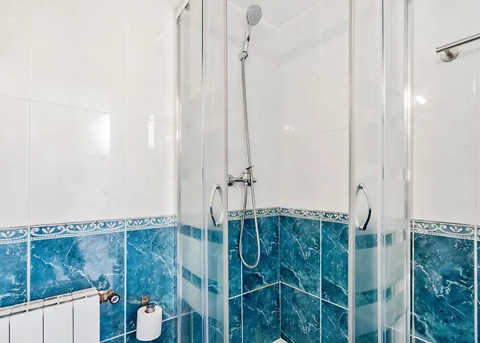 5br For 7 Elevator Walk To Sant Antoni Apartament Barcelona