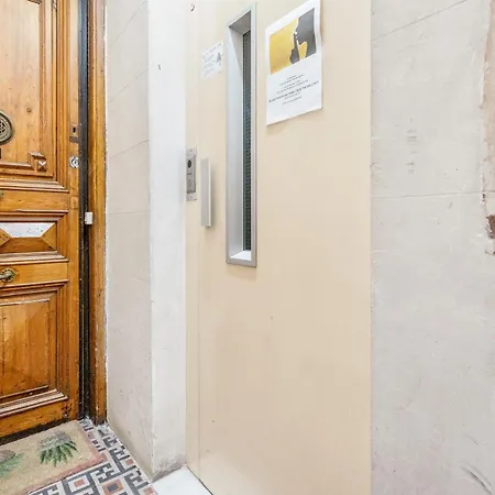 5br For 7 Elevator Walk To Sant Antoni *