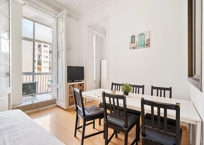 5br For 7 Elevator Walk To Sant Antoni 公寓 巴塞罗那