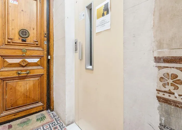 5br For 7 Elevator Walk To Sant Antoni *