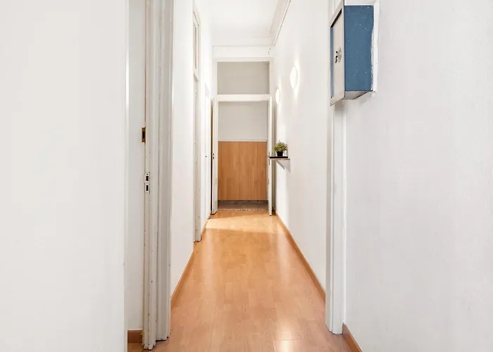 5br For 7 Elevator Walk To Sant Antoni