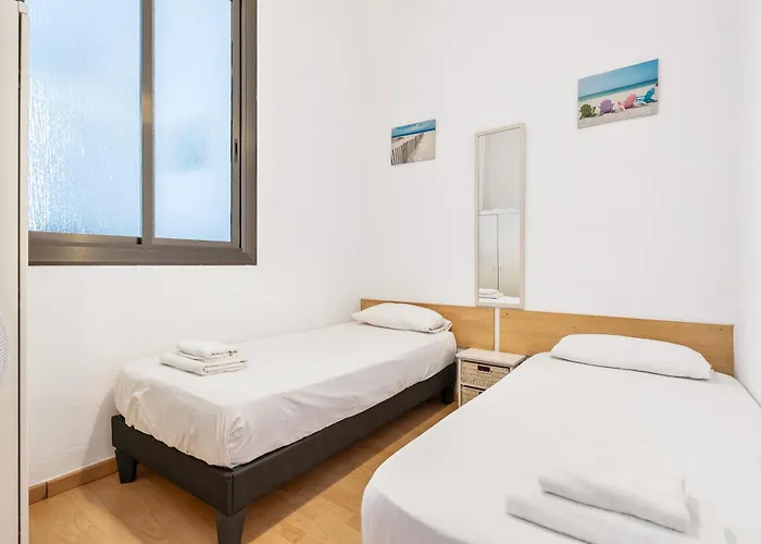 5br For 7 Elevator Walk To Sant Antoni